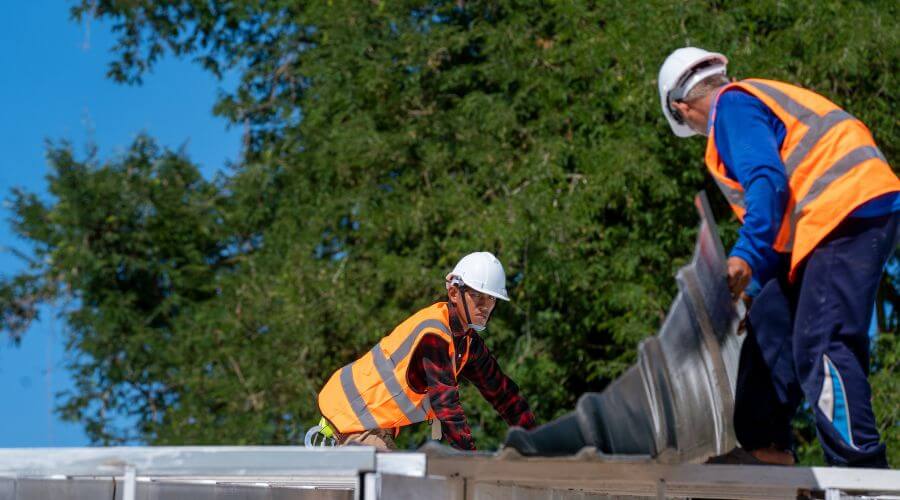Professional gutter cleaning in Sugar Hill, NH